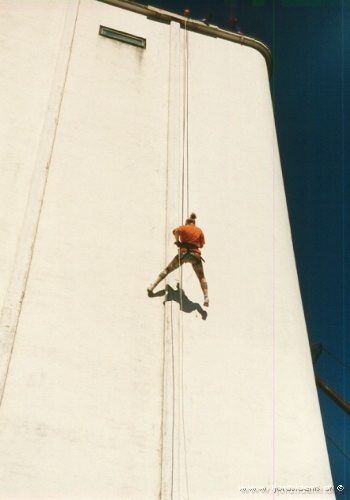 Repelling 012.JPG